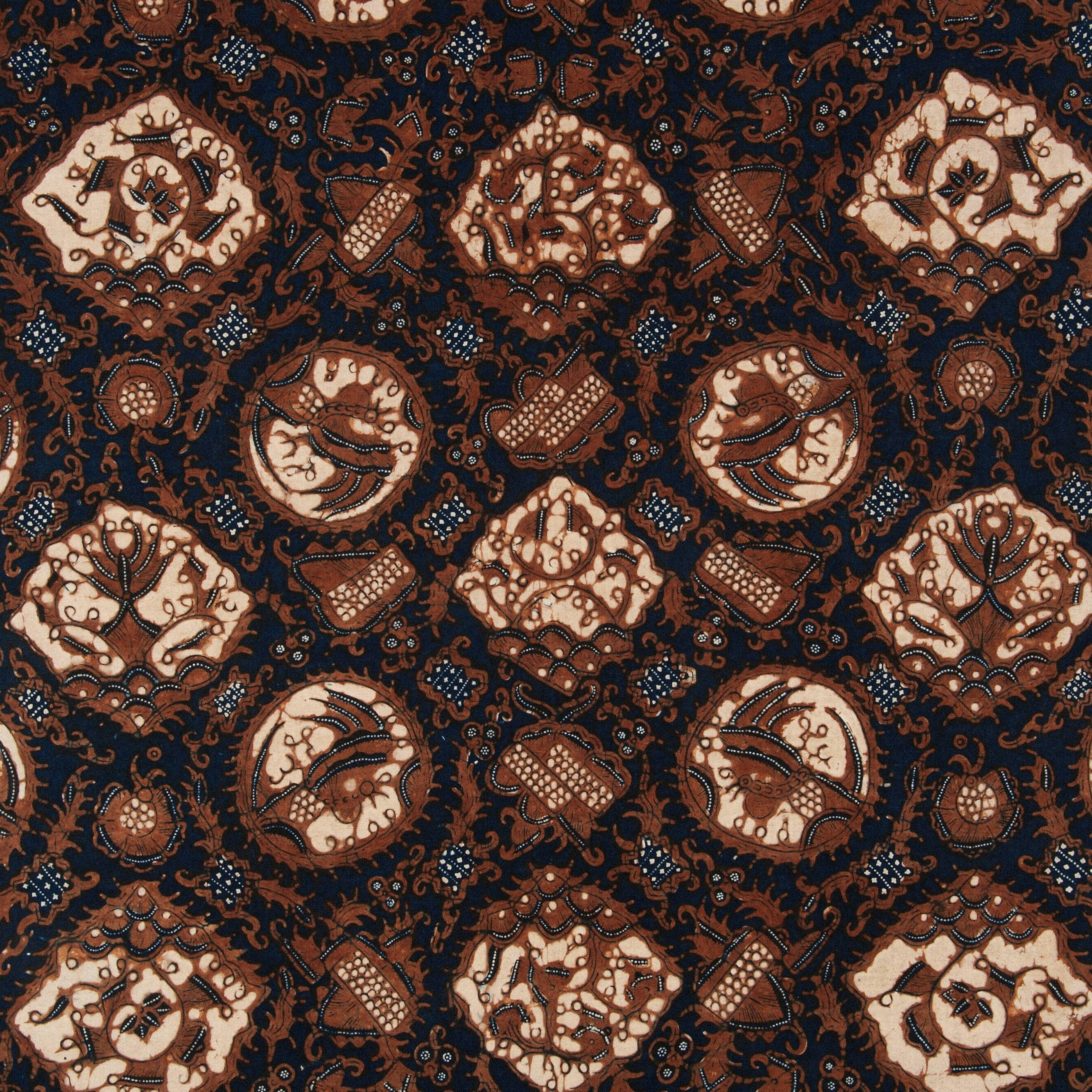 Batik Nusantara Editorial